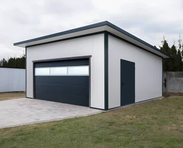 Garaż z płyty warstwowej 6x6 m – Biały, Brama segmentowa grafit, przeszklenie, 1x drzwi grafit