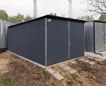Garaż blaszany 3x5 m – Dach jednospadowy, Brama dwuskrzydłowa, Grafit