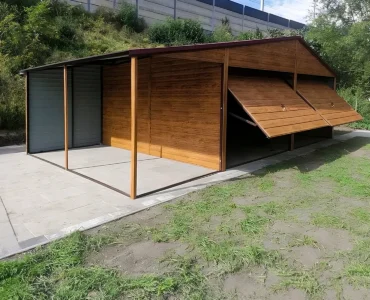 Garaż dwustanowiskowy 6x5 m wiata 1 m - Dach dwuspadowy, Brama uchylna, Drewnopodobny