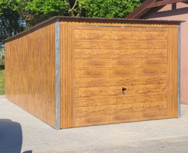 Garaż blaszany 3.5x6 nowoczesny drewnopodobny