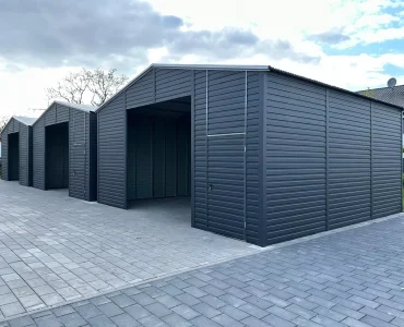 Garaż blaszany 7x6 m – Dach dwuspadowy, Grafit
