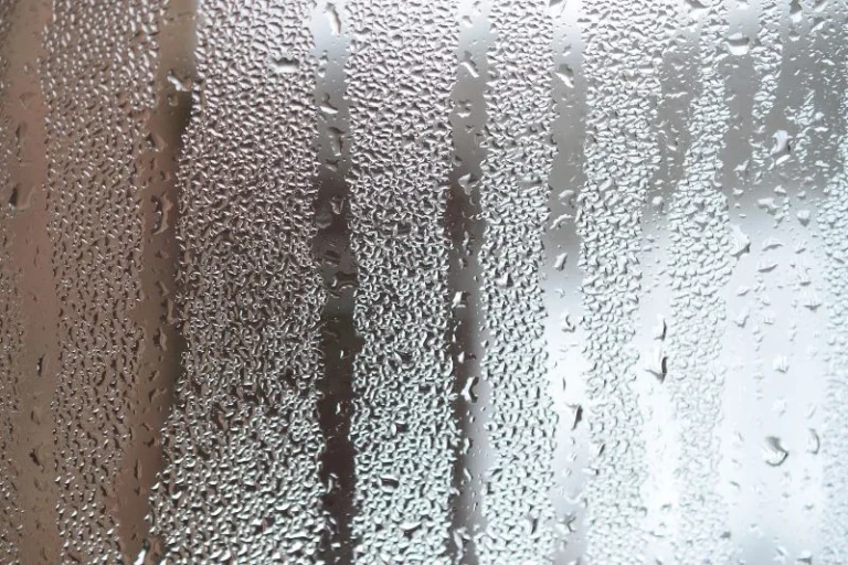 zabezpieczenie garażu blaszanego przed wodą