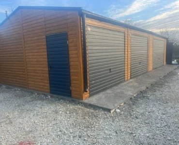 Garaż blaszany trzystanowiskowy 13x6m Dwuspadowy Złoty dąb