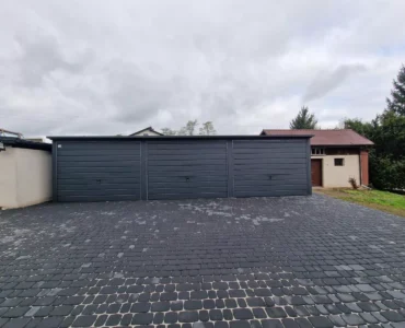 Garaż blaszany trzystanowiskowy 9x6m Grafit